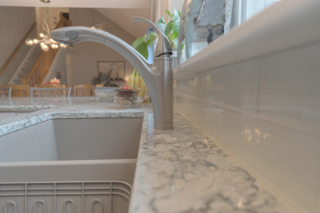 706 KnobHill Web 25 | Dehart Tile