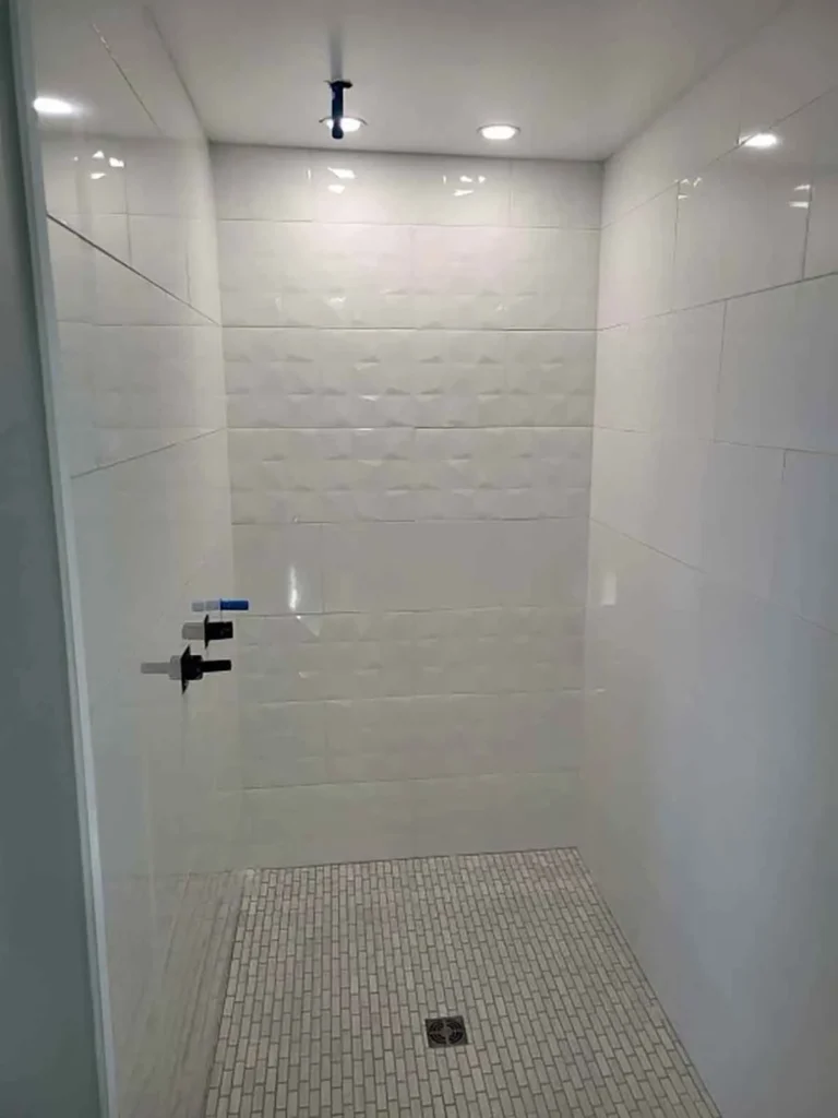 bathroom 20 | Dehart Tile