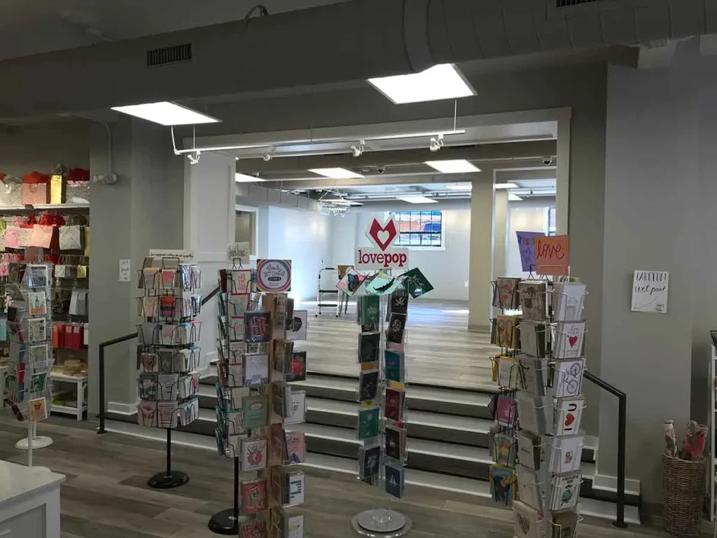 commercial gallery 7 1 | Dehart Tile