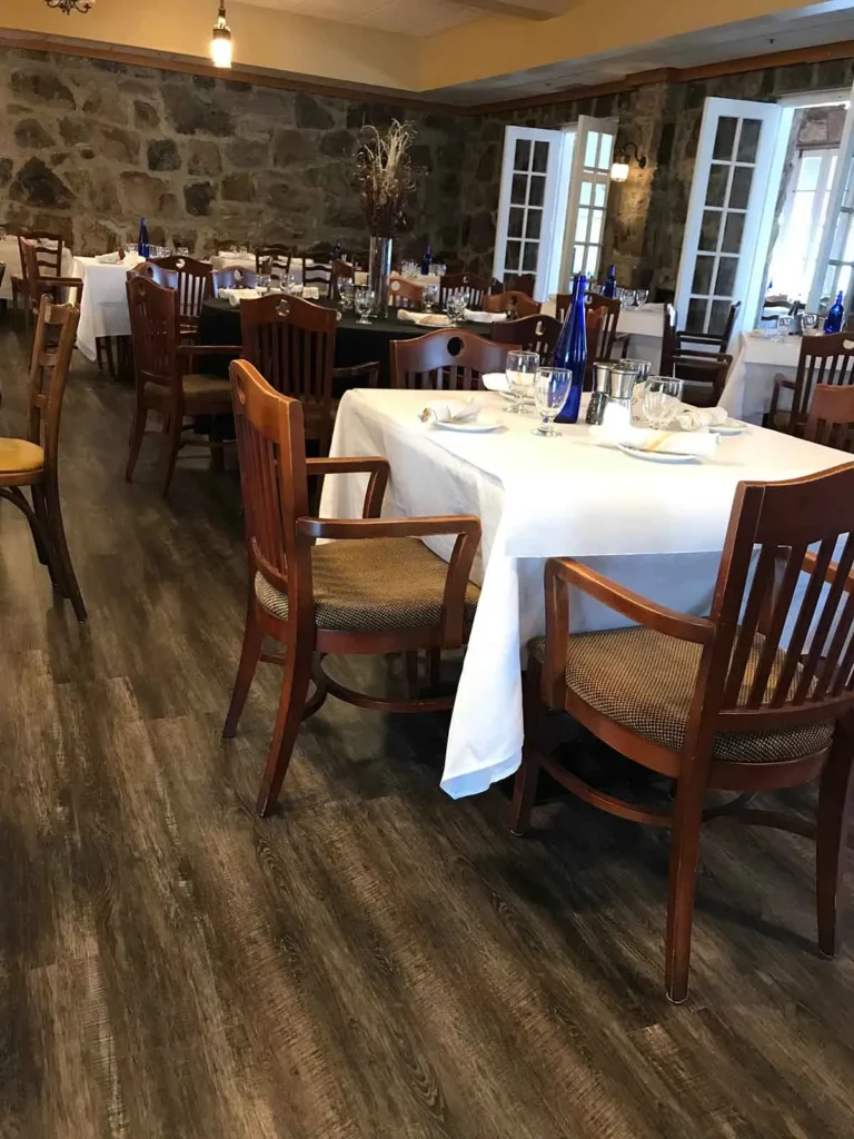 commercial gallery 8 1 | Dehart Tile