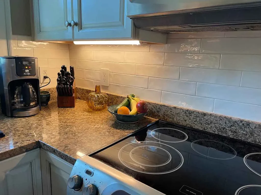 kitchen img 17 | Dehart Tile